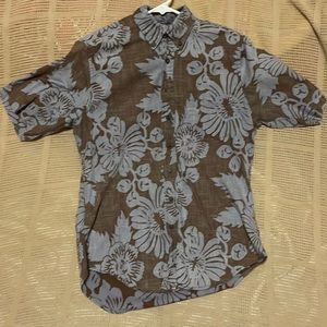 Beautiful hawaiian shirt